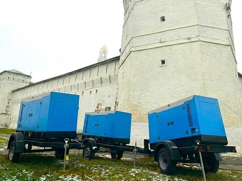 Поставка трех передвижных ДГУ общей мощностью 200 кВт, г. Сергиев Посад