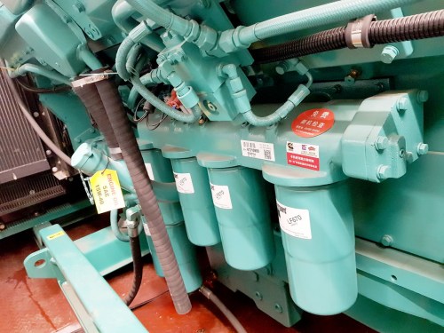 Передвижная ДЭС Cummins 800 кВт с топливным баком на 3000 л в Норильск для переработки лома цветных металлов – фото 16 из 27