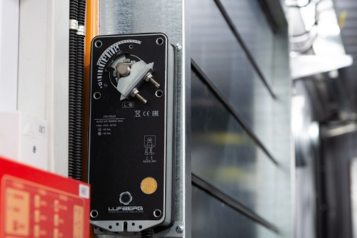 ДГУ 818 кВт с британским двигателем Perkins и генератором Stamford в контейнере для ТРК PLAZMA в Мурманске – фото 41 из 70