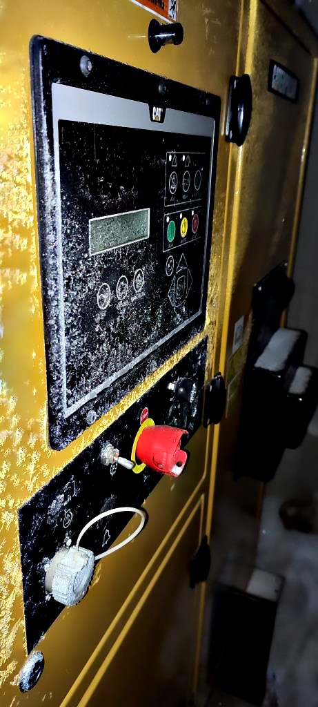 Caterpillar CAT 3406 - 2013г, новая, на консервации, склад ЯНАО - ДЭС 291 кВт  за 4&nbsp;300&nbsp;000 рублей | Дизельная электростанция в Техэкспо