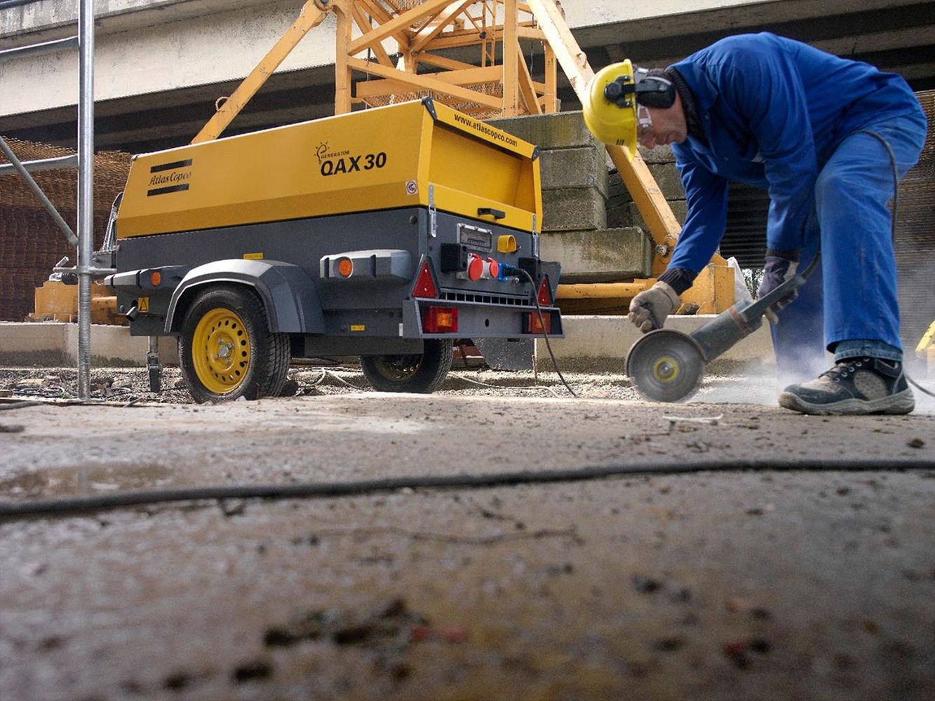 Atlas Copco QAX 30 - ДЭС 24 кВт  | Дизельная электростанция в Техэкспо