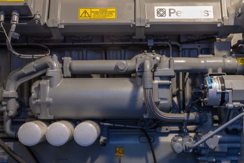 ДГУ 818 кВт с британским двигателем Perkins и генератором Stamford в контейнере для ТРК PLAZMA в Мурманске – фото 61 из 70