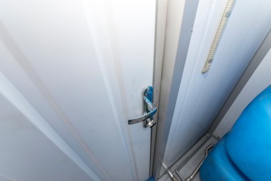 Контейнер из сэндвич панелей – фото 10 из 10