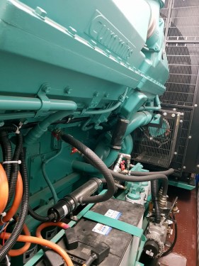 Передвижная ДЭС Cummins 800 кВт с топливным баком на 3000 л в Норильск для переработки лома цветных металлов – фото 27 из 27