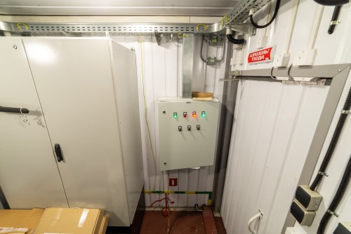 ДГУ 818 кВт с британским двигателем Perkins и генератором Stamford в контейнере для ТРК PLAZMA в Мурманске – фото 21 из 70