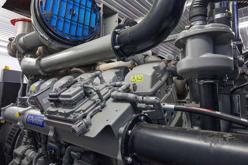 Автономный генерирующий центр (АГЦ) из трех ДГУ общей мощностью 3600 кВт для складского комплекса Wildberries – фото 36 из 93