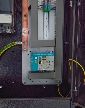 ДЭС 240 кВт на двигателе Scania для строительства многоквартирного дома в Петербурге – фото 18 из 36