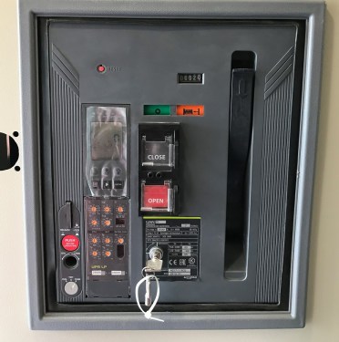 Автономный генерирующий центр (АГЦ) из трех ДГУ общей мощностью 3600 кВт для складского комплекса Wildberries – фото 84 из 93